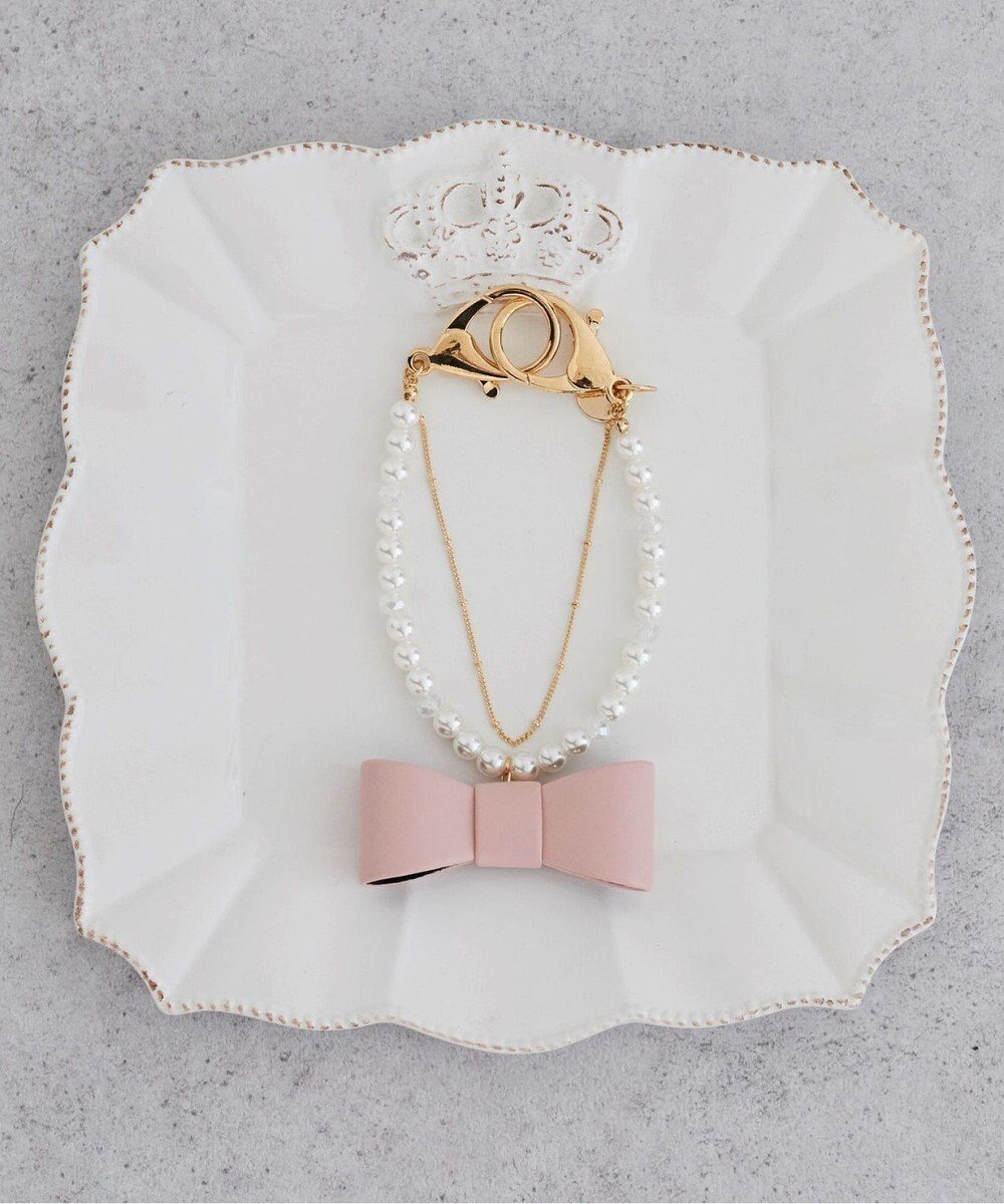 【メゾンドフルール/Maison de FLEUR】のパール立体リボンチャーム インテリア・キッズ・メンズ・レディースファッション・服の通販 founy(ファニー) ファッション Fashion レディースファッション Fashion for Women アクセサリー Fashion Accessories チェーン Chain, Chain Strap チャーム Charm, Pendant トレンド Trend, Trending Now パール Pearl, Pearl Accent ポーチ Pouch, Small Case リボン Ribbon, Bow Pink|ID: prp329100004842418 ipo3291000000035287639