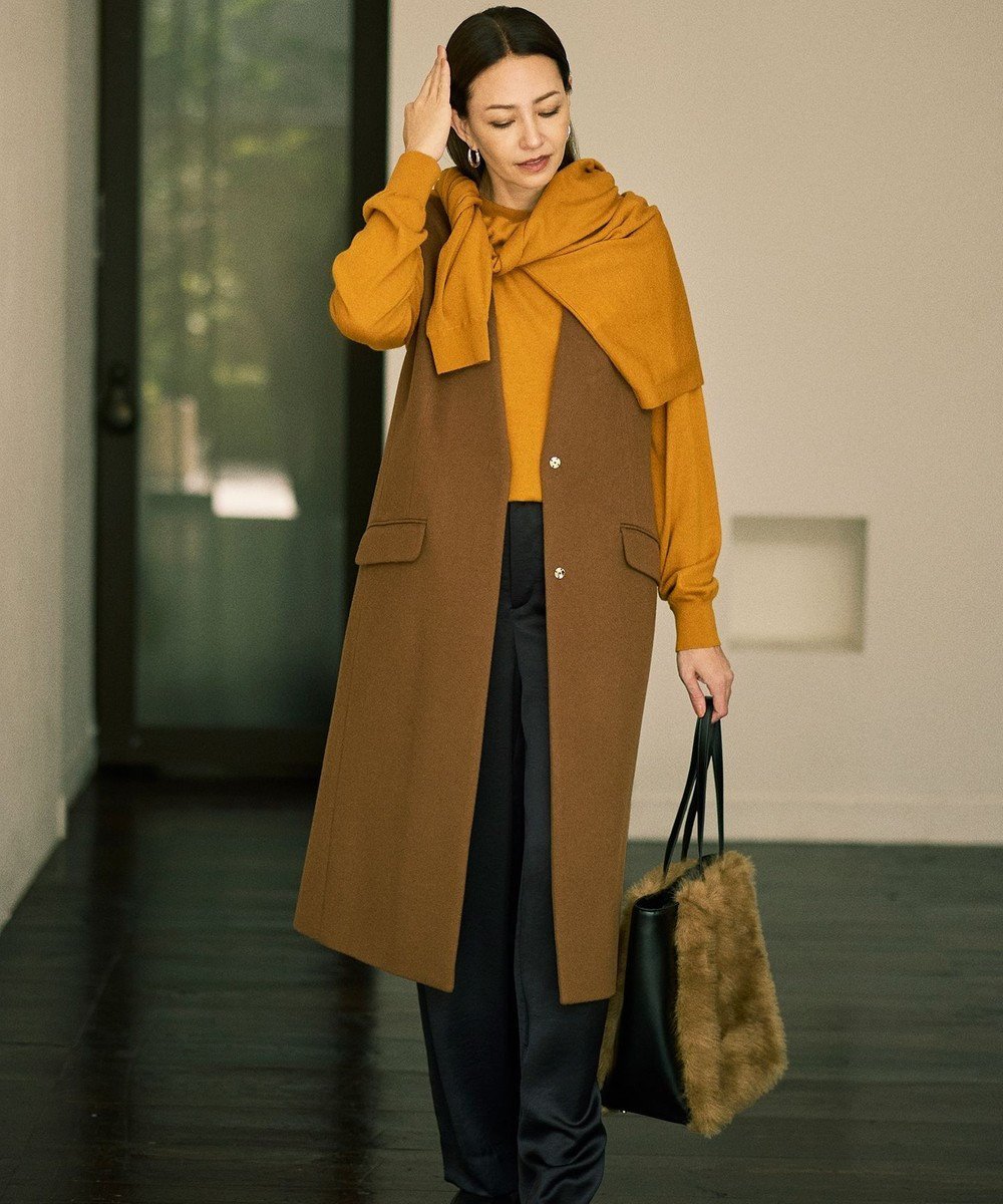 【自由区/JIYU-KU】の【カタログ掲載】Super100sライトビーバー ジレ 人気、トレンドファッション・服の通販 founy(ファニー) 　ファッション　Fashion　レディースファッション　Fashion for Women　アウター　Coat / Outerwear Collection　トップス・カットソー　Cut & Sew Tops　ベスト&ジレ / 重ね着スタイル　Vests & Gilets　クラシック　Classic, Timeless Style　ショート　Short, Short Length　バランス　Balance, Style Balance　ベスト　Vest, Waistcoat　エレガント 上品　Elegant　冬　Winter / This Winter　A/W・秋冬　Autumn/Winter　 other-1|ID: prp329100004842473 ipo3291000000035856820