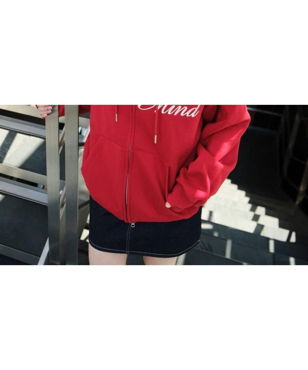 【ウィゴー/WEGO】の【25年秋冬新作/ユニセックス着用ITEM/SMLサイズ展開】グラフィックロゴダブルZIPパーカー インテリア・キッズ・メンズ・レディースファッション・服の通販 founy(ファニー) ファッション Fashion レディースファッション Fashion for Women トップス・カットソー Cut & Sew Tops レディースパーカー・カジュアルフーディー Casual Hoodies & Sweatshirts カーゴパンツ Cargo Pants, Utility Pants グラフィック Graphic, Graphic Design シンプル Simple, Minimal スマホ Smartphone, Mobile Device ダブル Double, Double-Breasted デニム Denim, Jeans Material 長袖 Long Sleeve, Full Sleeve パーカー Hoodie, Parka フロント Front, Front Design 無地 Plain, Solid Color リラックス Relax, Relaxed Fit A/W・秋冬 Autumn/Winter おすすめ Recommended / Our Picks レッド|ID: prp329100004842552 ipo3291000000035856438