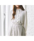 【トッカ/TOCCA】の【消臭】PROMISE FRILL ブラウス 人気、トレンドファッション・服の通販 founy(ファニー) ファッション Fashion レディースファッション Fashion for Women トップス・カットソー Cut & Sew Tops シャツ・ブラウス・オフィスカジュアル Elegant Blouses & Button-Ups なめらか Smooth, Silky Texture インナー Innerwear ウォッシャブル Machine Washable カーディガン Cardigan, Knitwear ジャケット Jacket, Outerwear ジョーゼット Georgette, Semi-Sheer Fabric フリル Frill, Ruffle エレガント 上品 Elegant 夏 Summer 定番 Standard, Basic Item S/S・春夏 SS, Spring/Summer, Warm Season A/W・秋冬 Autumn/Winter thumbnail アイボリー系|ID: prp329100004842578 ipo3291000000035402392
