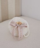 【メゾンドフルール/Maison de FLEUR】のパールチェーンファーチャーム 人気、トレンドファッション・服の通販 founy(ファニー) ファッション Fashion レディースファッション Fashion for Women アクセサリー Fashion Accessories サテン Satin, Glossy Fabric チャーム Charm, Pendant パール Pearl, Pearl Accent リボン Ribbon, Bow thumbnail Off White|ID: prp329100004842633 ipo3291000000035837735