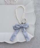 【メゾンドフルール/Maison de FLEUR】のチェックリボンパールチャーム 人気、トレンドファッション・服の通販 founy(ファニー) ファッション Fashion レディースファッション Fashion for Women おすすめ Recommended / Our Picks アクセサリー Fashion Accessories チェック Check, Plaid, Tartan チャーム Charm, Pendant トレンド Trend, Trending Now パール Pearl, Pearl Accent ポーチ Pouch, Small Case リボン Ribbon, Bow thumbnail Blue|ID: prp329100004842641 ipo3291000000035837802