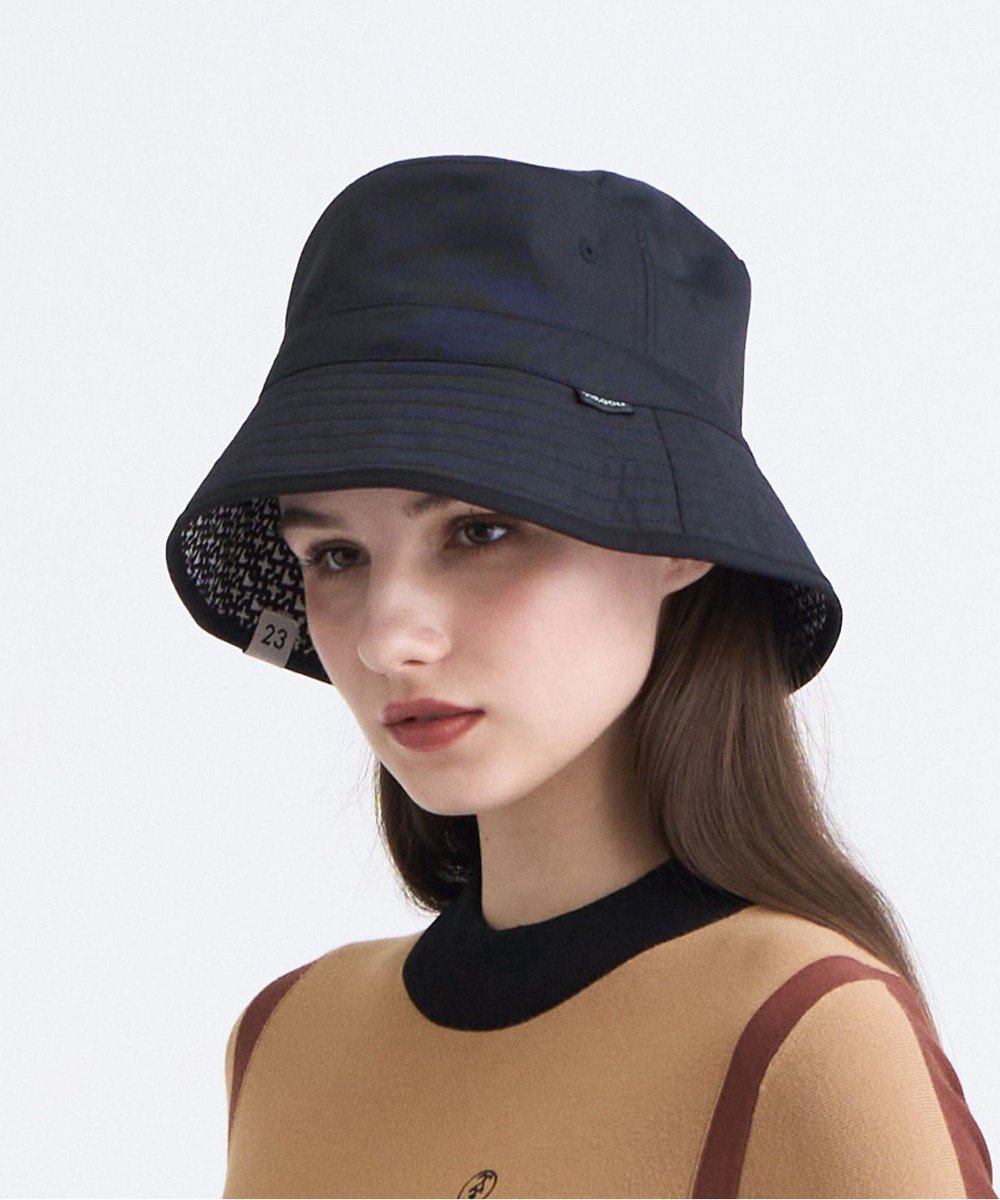 【23区 ゴルフ/NIJYUSANKU GOLF】の【UNISEX】リバーシブルモノグラムバケットハット インテリア・キッズ・メンズ・レディースファッション・服の通販 founy(ファニー) 　ファッション　Fashion　レディースファッション　Fashion for Women　キャップ&ハット　Hats & Caps　アウトドア　Outdoor Clothing　軽量　Lightweight, Ultra Light　シンプル　Simple, Minimal　スピンドル　Spindle, Drawcord　スポーツ　Sports, Activewear　スポーティ　Sporty, Casual Athletic　人気　Popular, Best Seller　フィット　Fit, Slim Fit　ベーシック　Basic, Essential　帽子　Hat, Headwear　無地　Plain, Solid Color　ユニセックス　Unisex, Genderless　リバーシブル　Reversible, Two-Sided　2025年　2025　2025春夏・S/S　Spring/Summer 2025 SS25　ブラック系5|ID: prp329100004842655 ipo3291000000035636740