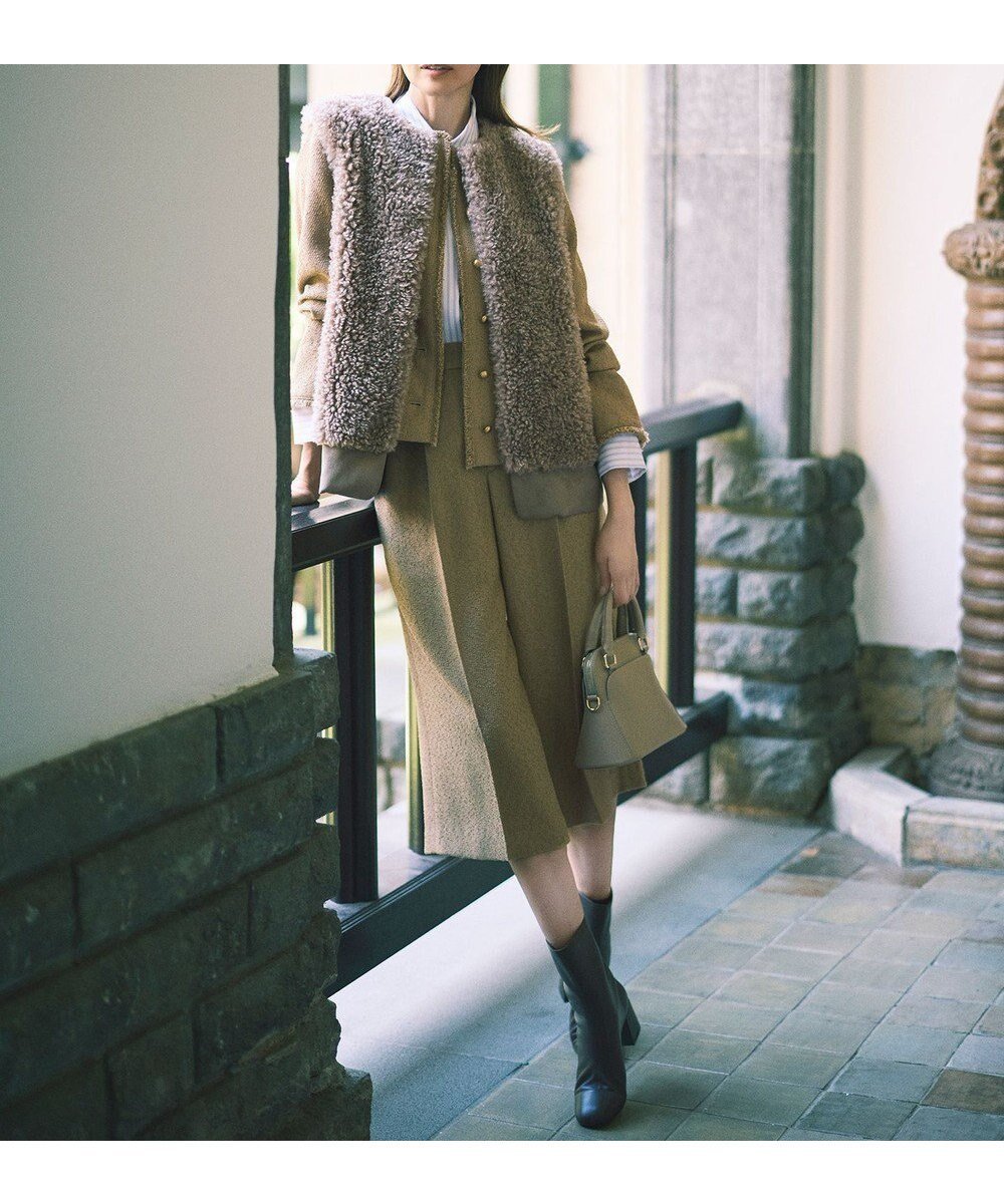 【自由区/JIYU-KU】の【SHIHOさん着用】ブライトリングツイード2タッククロップド パンツ 人気、トレンドファッション・服の通販 founy(ファニー) 　ファッション　Fashion　レディースファッション　Fashion for Women　パンツ　Pants & Trousers　ストレート　Straight, Straight Cut　センター　Center, Center Line　トレンド　Trend, Trending Now　ループ　Loop, Loop Knit　夏　Summer　春　Spring　S/S・春夏　SS, Spring/Summer, Warm Season　 other-1|ID: prp329100004842720 ipo3291000000035838835