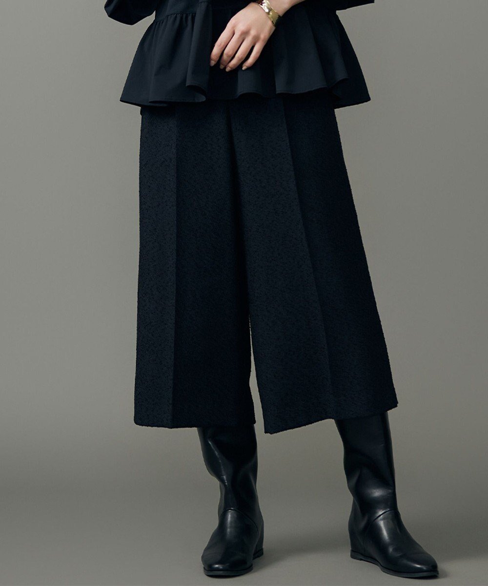 【自由区/JIYU-KU】の【SHIHOさん着用】ブライトリングツイード2タッククロップド パンツ インテリア・キッズ・メンズ・レディースファッション・服の通販 founy(ファニー) 　ファッション　Fashion　レディースファッション　Fashion for Women　パンツ　Pants & Trousers　ストレート　Straight, Straight Cut　センター　Center, Center Line　トレンド　Trend, Trending Now　ループ　Loop, Loop Knit　夏　Summer　春　Spring　S/S・春夏　SS, Spring/Summer, Warm Season　ネイビー|ID: prp329100004842720 ipo3291000000035838844