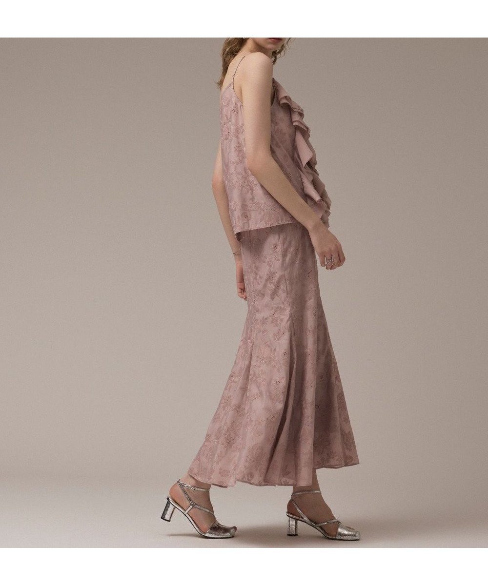 【グレース コンチネンタル/GRACE CONTINENTAL】のマーメイドembスカート 人気、トレンドファッション・服の通販 founy(ファニー) 　ファッション　Fashion　レディースファッション　Fashion for Women　スカート　Skirts　シアー　Sheer, See-Through　フレア　Flare, Flared　マーメイド　Mermaid, Fishtail Silhouette　メッシュ　Mesh, Net Fabric　リラックス　Relax, Relaxed Fit　ロング　Long, Long-Length　切替　Switching, Contrast Panel　夏　Summer　春　Spring　S/S・春夏　SS, Spring/Summer, Warm Season　 other-1|ID: prp329100004842796 ipo3291000000035840119