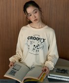 【アースミュージックアンドエコロジー/earth music&ecology】のPluto/レトロアートロンTEE 人気、トレンドファッション・服の通販 founy(ファニー) ファッション Fashion レディースファッション Fashion for Women トップス・カットソー Cut & Sew Tops シャツ・ブラウス・オフィスカジュアル Elegant Blouses & Button-Ups ロングTシャツ・Tシャツ Longline T-Shirts & Tees カットソー・ベーシックTシャツ Cut-and-Sewn Tops / Stretch Tees & Basics おすすめ Recommended / Our Picks カットソー Cut and Sewn Top デニム Denim, Jeans Material トレンド Trend, Trending Now プリント Print, Printed Pattern ポケット Pocket, Pocket Detail ロング Long, Long-Length A/W・秋冬 Autumn/Winter thumbnail Cream|ID: prp329100004842830 ipo3291000000035816656