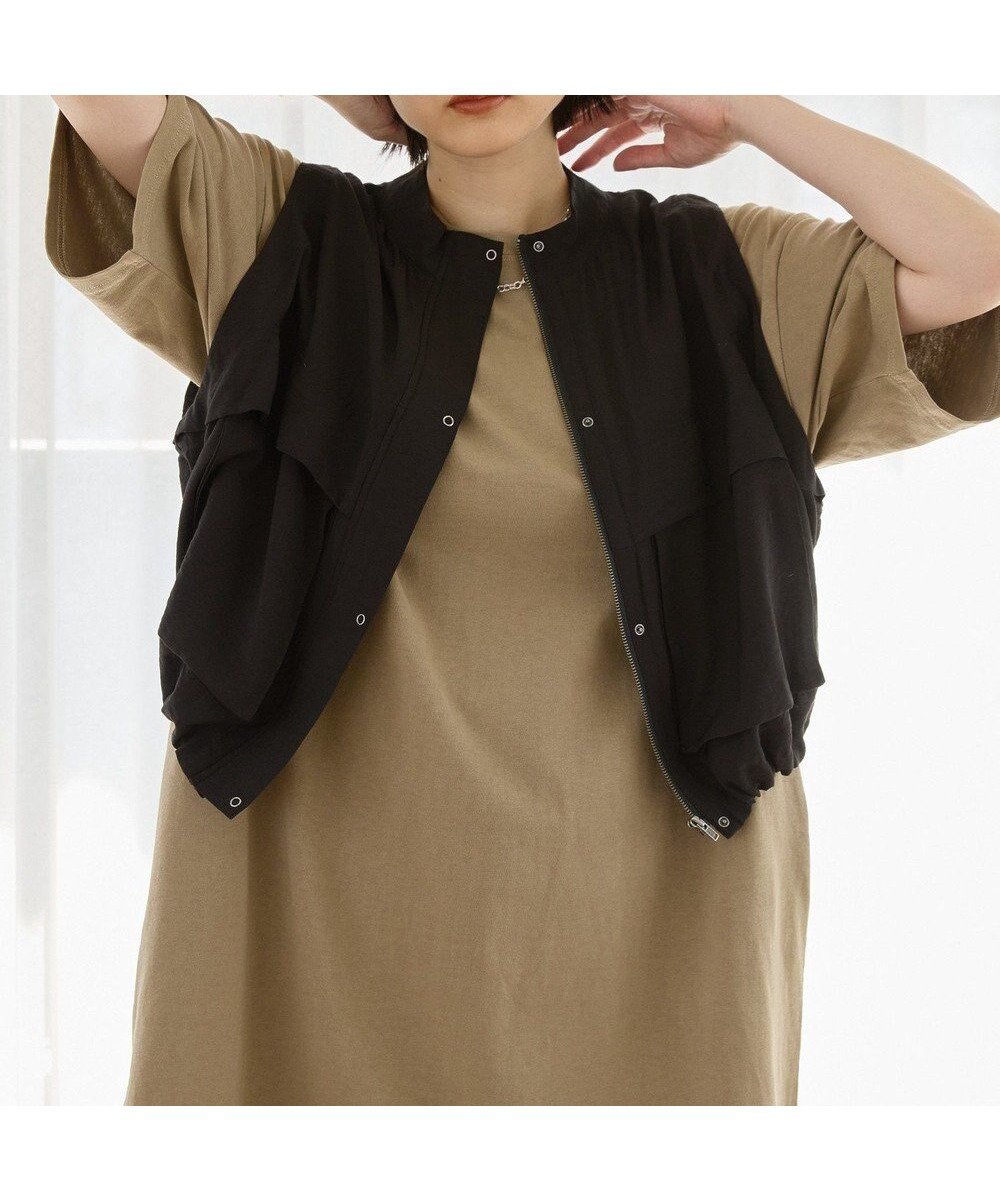 【アメリカンホリック/AMERICAN HOLIC】のWポケットショートベスト インテリア・キッズ・メンズ・レディースファッション・服の通販 founy(ファニー) 　ファッション　Fashion　レディースファッション　Fashion for Women　アウター　Coat / Outerwear Collection　トップス・カットソー　Cut & Sew Tops　ベスト&ジレ / 重ね着スタイル　Vests & Gilets　おすすめ　Recommended / Our Picks　とろみ　Fluid, Flowy Fabric　キャミワンピース　Cami Dress, Slip Dress　グログラン　Grosgrain, Grosgrain Ribbon　シアー　Sheer, See-Through　ショート　Short, Short Length　ベスト　Vest, Waistcoat　ポケット　Pocket, Pocket Detail　ワイド　Wide, Wide Fit　ワーク　Workwear, Utility Style　エレガント 上品　Elegant　A/W・秋冬　Autumn/Winter　Black|ID: prp329100004842890 ipo3291000000035838504