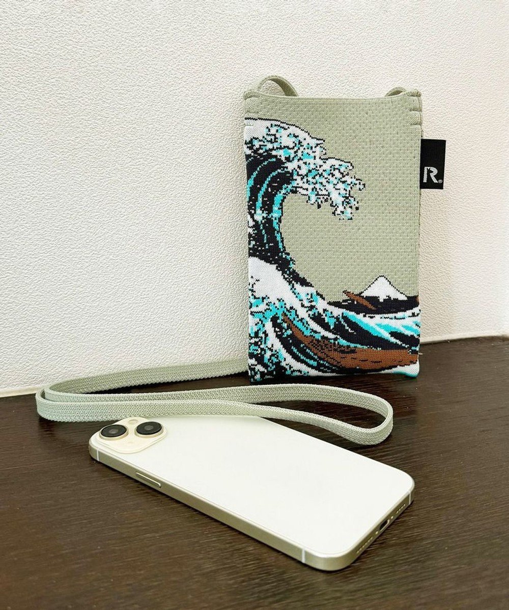 【ルートート/ROOTOTE】の8555【持ち歩くアート】RO.サコッシュ.アミ.アート-B インテリア・キッズ・メンズ・レディースファッション・服の通販 founy(ファニー) 　ファッション　Fashion　レディースファッション　Fashion for Women　アクセサリー　Fashion Accessories　洗える　Machine Washable　カメラ　Camera Accessories　軽量　Lightweight, Ultra Light　ショルダー　Shoulder, Shoulder Strap　プリント　Print, Printed Pattern　ポケット　Pocket, Pocket Detail　モチーフ　Motif, Design Theme　ランダム　Random, Irregular　リップ　Lip, Lip Motif　スマホショルダーバッグ　Smartphone Shoulder Bag　新作・新入荷　New Arrivals / New In　01:ウェーブ|ID: prp329100004842904 ipo3291000000035817215