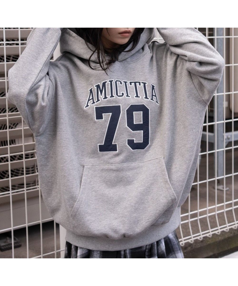 【ウィゴー/WEGO】のグラフィックビッグプルパーカー インテリア・キッズ・メンズ・レディースファッション・服の通販 founy(ファニー) 　ファッション　Fashion　レディースファッション　Fashion for Women　トップス・カットソー　Cut & Sew Tops　レディースパーカー・カジュアルフーディー　Casual Hoodies & Sweatshirts　厚底　Platform Shoes　春　Spring　秋　Autumn　カーゴパンツ　Cargo Pants, Utility Pants　グラフィック　Graphic, Graphic Design　ショルダー　Shoulder, Shoulder Strap　スニーカー　Sneakers, Trainers　スマホ　Smartphone, Mobile Device　デニム　Denim, Jeans Material　トレンド　Trend, Trending Now　ドロップ　Drop Shoulder, Dropped Style　バランス　Balance, Style Balance　パーカー　Hoodie, Parka　ビッグ　Big, Oversized　ボトム　Bottoms, Lower Wear　ルーズ　Loose, Oversized　ロング　Long, Long-Length　ワイド　Wide, Wide Fit　冬　Winter / This Winter　S/S・春夏　SS, Spring/Summer, Warm Season　おすすめ　Recommended / Our Picks　夏　Summer　杢グレー|ID: prp329100004843536 ipo3291000000035519584