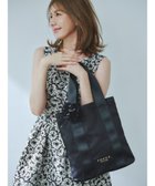 【トッカ/TOCCA】の【アップサイクルコサージュ付き・美香&Lovécoコラボ・数量限定・A4サイズ対応】FLOWER IN HEART BAG バッグ 人気、トレンドファッション・服の通販 founy(ファニー) ファッション Fashion レディースファッション Fashion for Women バッグ Bags エレガント 上品 Elegant 軽量 Lightweight, Ultra Light シンプル Simple, Minimal センター Center, Center Line 財布 Wallet, Purse トリプル Triple, Three Layers バランス Balance, Style Balance フラット Flat, Flat Shoes フラワー Flower, Floral ブローチ Brooch, Pin Brooch ポケット Pocket, Pocket Detail ワイヤー Wire, Wired Bra A/W・秋冬 Autumn/Winter 冬 Winter / This Winter thumbnail ブラック×カーネーション|ID: prp329100004843670 ipo3291000000035467799