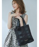 【トッカ/TOCCA】の【アップサイクルコサージュ付き・美香&Lovécoコラボ・数量限定・A4サイズ対応】FLOWER IN HEART BAG バッグ ブラック×カーネーション|ID: prp329100004843670 ipo3291000000035789709