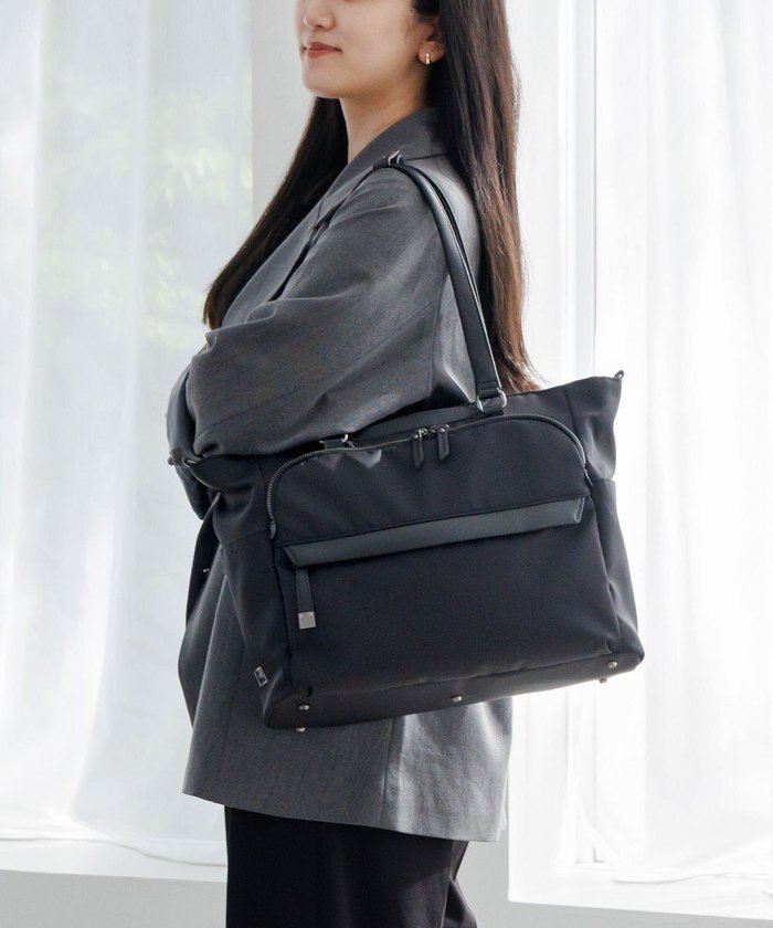 【エースバッグズアンドラゲッジ/ACE BAGS & LUGGAGE】のace. ラプリム トートバッグ レディースビジネス A4 13.3インチサイズ 68803 エース インテリア・キッズ・メンズ・レディースファッション・服の通販 founy(ファニー) https://founy.com/ ファッション Fashion レディースファッション Fashion for Women バッグ Bags エレガント 上品 Elegant クッション Cushion, Throw Pillow 傘 Umbrella, Parasol 吸水 Absorbent, Quick-Dry 抗菌 Antibacterial, Bacteria-Resistant ショルダー Shoulder, Shoulder Strap シルバー Silver, Metallic Silver スマート Smart, Elegant スリーブ Sleeve, Long Sleeve / Short Sleeve セットアップ Set-Up, Coordinated Outfit フロント Front, Front Design ポケット Pocket, Pocket Detail 再入荷 Restock / Back in Stock スーツケース キャリーケース Suitcase / Carry Case ビジネス 仕事 通勤 Business / Work / Commuting |ID: prp329100004843680 ipo3291000000035789806