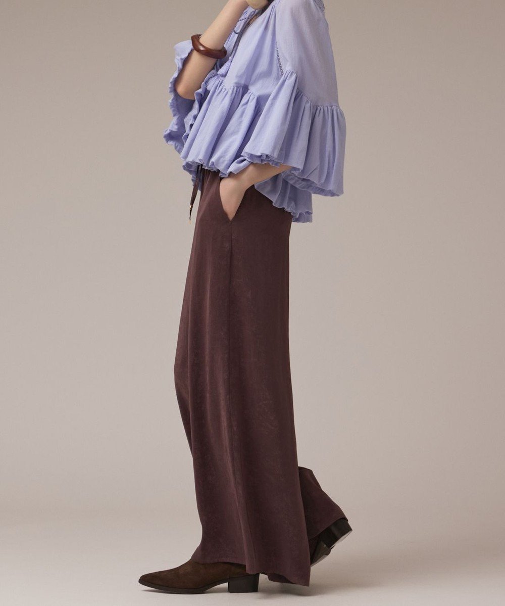 【グレース コンチネンタル/GRACE CONTINENTAL】のフィブリルイージーパンツ インテリア・キッズ・メンズ・レディースファッション・服の通販 founy(ファニー) 　ファッション　Fashion　レディースファッション　Fashion for Women　パンツ　Pants & Trousers　とろみ　Fluid, Flowy Fabric　サテン　Satin, Glossy Fabric　エレガント 上品　Elegant　夏　Summer　春　Spring　S/S・春夏　SS, Spring/Summer, Warm Season　秋　Autumn　ダークブラウン|ID: prp329100004843709 ipo3291000000035789946
