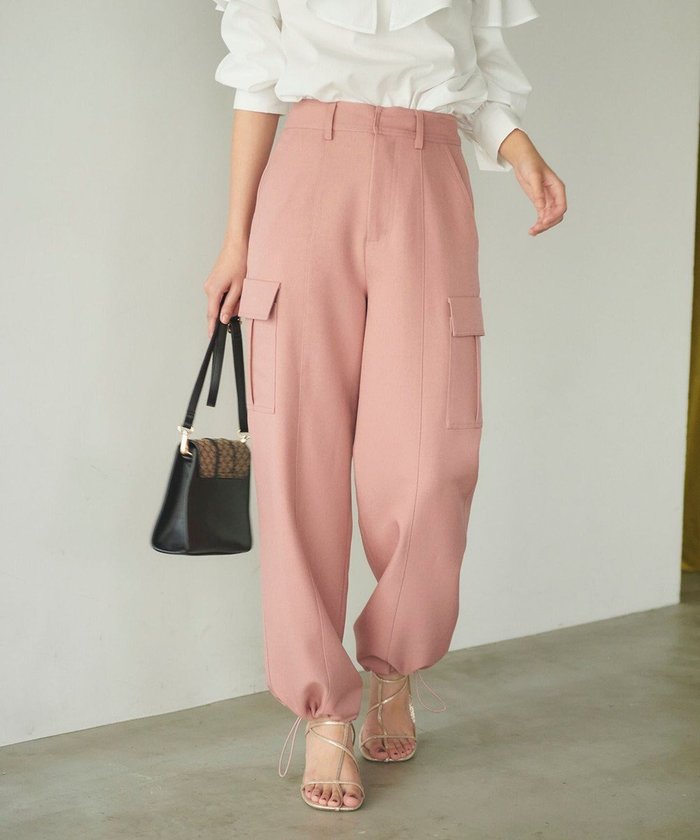 【フェルゥ/Feroux】の【ONWARD CROSSET MAG掲載】パラシュートカーゴ パンツ インテリア・キッズ・メンズ・レディースファッション・服の通販 founy(ファニー) https://founy.com/ ファッション Fashion レディースファッション Fashion for Women パンツ Pants & Trousers カーゴパンツ Cargo Pants, Utility Pants チュニック Tunic, Long Top ツイル Twist, Twisted Detail デニム Denim, Jeans Material トレンド Trend, Trending Now フェミニン Feminine, Girly フリル Frill, Ruffle 今季 This Season, Current Season A/W・秋冬 Autumn/Winter 雑誌 Magazine, Fashion Magazine |ID: prp329100004844617 ipo3291000000035321738