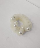 【ティアクラッセ/Tiaclasse】の【選べる2TYPE】パール付きゴム&シュシュ シュシュタイプ:オフホワイト|ID: prp329100004844782 ipo3291000000035519819