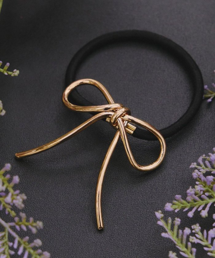 【ティアクラッセ/Tiaclasse】のメタルリボンヘアゴム インテリア・キッズ・メンズ・レディースファッション・服の通販 founy(ファニー) https://founy.com/ ファッション Fashion レディースファッション Fashion for Women シュシュ&ヘアアクセ/ヘアアレンジ Scrunchies & Hair Accessories おすすめ Recommended / Our Picks アクセサリー Fashion Accessories シューズ Shoes, Footwear シルバー Silver, Metallic Silver チュニック Tunic, Long Top フェミニン Feminine, Girly ヘアアクセ Hair Accessory, Hair Clip メタル Metal, Metal Parts リボン Ribbon, Bow ワイヤー Wire, Wired Bra 再入荷 Restock / Back in Stock 新作・新入荷 New Arrivals / New In |ID: prp329100004844785 ipo3291000000035773815