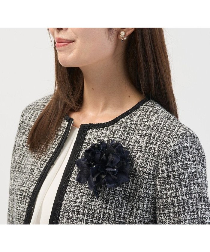 【ジェイ プレス/J.PRESS】のトリプル コサージュ インテリア・キッズ・メンズ・レディースファッション・服の通販 founy(ファニー) https://founy.com/ ファッション Fashion レディースファッション Fashion for Women アクセサリー Fashion Accessories エレガント 上品 Elegant クール Cool, Chic セレモニー Ceremony トリプル Triple, Three Layers ブローチ Brooch, Pin Brooch |ID: prp329100004844865 ipo3291000000035725408