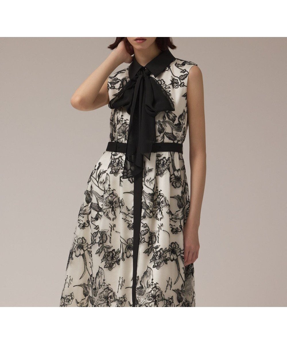 【グレース コンチネンタル/GRACE CONTINENTAL】のフラワー刺繍ボウタイドレス インテリア・キッズ・メンズ・レディースファッション・服の通販 founy(ファニー) 　ファッション　Fashion　レディースファッション　Fashion for Women　ワンピース　Dresses　フォーマル・パーティードレス・結婚式用ドレス　Elegant & Casual Dresses　クラシック　Classic, Timeless Style　ドレス　Dress, One-Piece　ノースリーブ　Sleeveless, No-Sleeve　フラワー　Flower, Floral　ボウタイ　Bow Tie, Neck Bow　A/W・秋冬　Autumn/Winter　エレガント 上品　Elegant　キナリ|ID: prp329100004845630 ipo3291000000036278478
