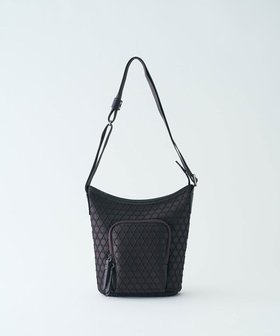 【ミヤビヤ/MIYABIYA】のLAQUOH【撥水加工】篭目柄エンボスボンディング ポケットショルダー 人気、トレンドファッション・服の通販 founy(ファニー) ファッション Fashion レディースファッション Fashion for Women エアリー Airy Texture ショルダー Shoulder, Shoulder Strap パターン Pattern, Design Print ポケット Pocket, Pocket Detail |ID:prp329100004845703