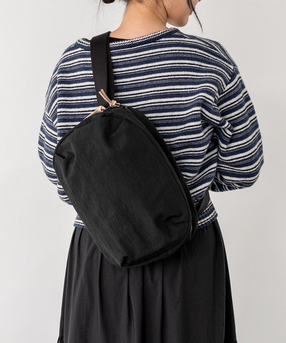 【ニジュウ カノウ/NIZYU KANO】のFUKUI SIWAナイロンボディバッグ Lサイズ 人気、トレンドファッション・服の通販 founy(ファニー) 　ファッション　Fashion　レディースファッション　Fashion for Women　ポーチ&ミニバッグ　Pouches & Mini Bags　クッション　Cushion, Throw Pillow　コンパクト　Compact, Small Size　傘　Umbrella, Parasol　シンプル　Simple, Minimal　ポケット　Pocket, Pocket Detail　ポーチ　Pouch, Small Case　メッシュ　Mesh, Net Fabric　ループ　Loop, Loop Knit　 other-1|ID: prp329100004845705 ipo3291000000036272457