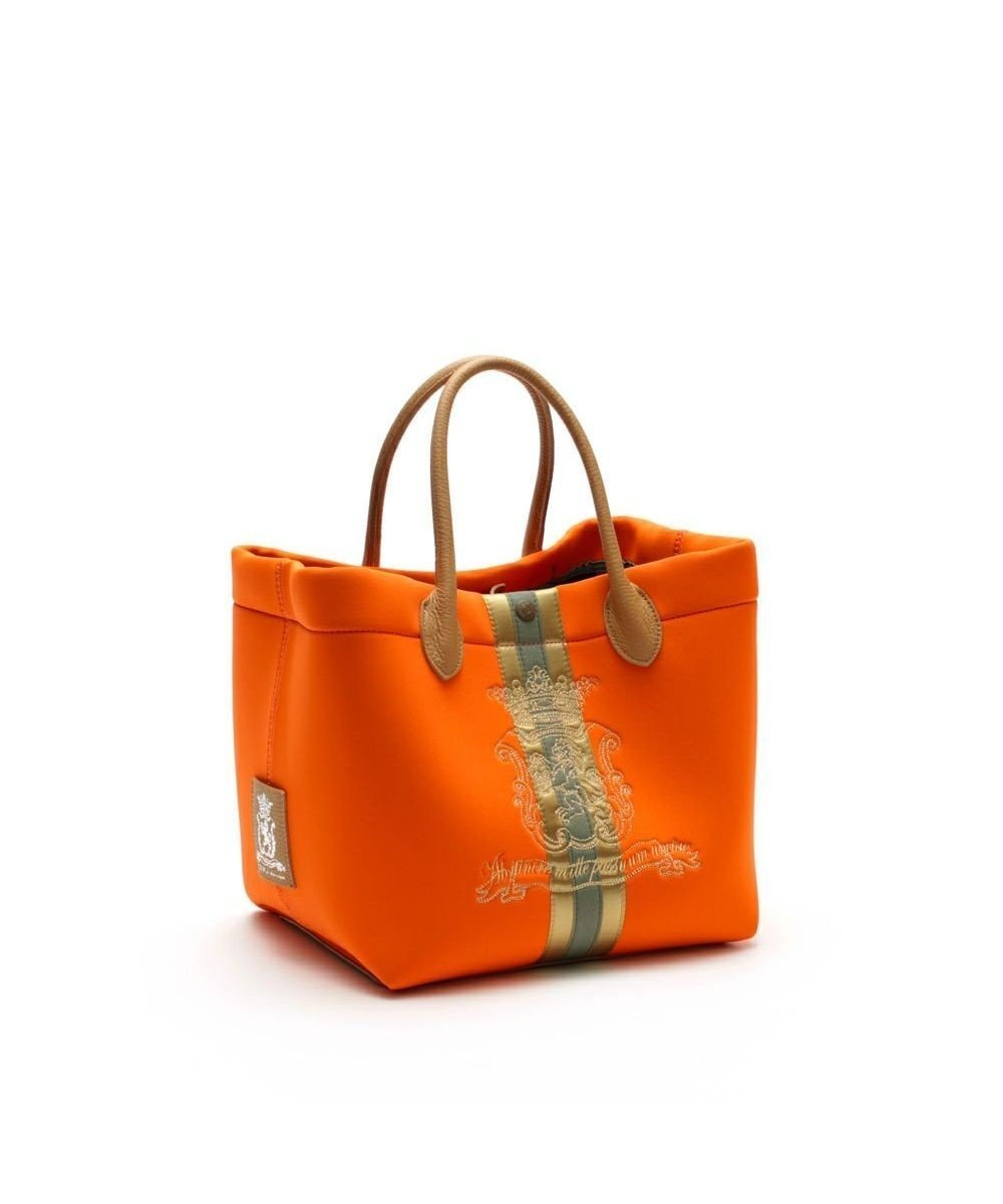 【アクセソワドゥマドモワゼルジャップ/A.D.M.J】の【魔法の様に軽い】イタリアンファブリック/マジックライト/センターリボントートM インテリア・キッズ・メンズ・レディースファッション・服の通販 founy(ファニー) 　ファッション　Fashion　レディースファッション　Fashion for Women　バッグ　Bags　サテン　Satin, Glossy Fabric　スーツ　Suit, Formalwear　センター　Center, Center Line　ダブル　Double, Double-Breasted　フォーム　Form　ポケット　Pocket, Pocket Detail　ポーチ　Pouch, Small Case　モチーフ　Motif, Design Theme　リボン　Ribbon, Bow　マンゴー|ID: prp329100004846595 ipo3291000000035988496