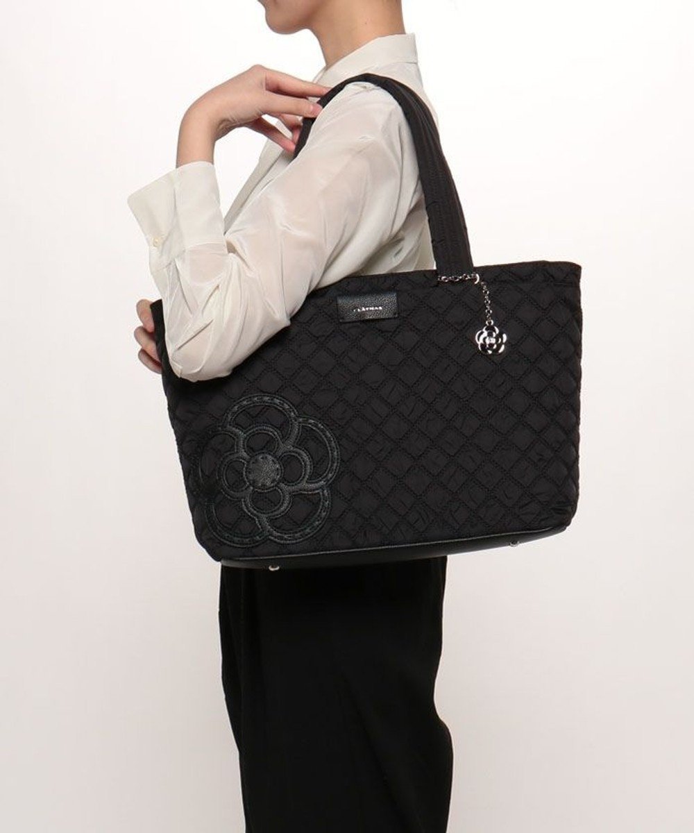 【クレイサス/CLATHAS】のカペラ トートバッグ大 インテリア・キッズ・メンズ・レディースファッション・服の通販 founy(ファニー) ファッション Fashion レディースファッション Fashion for Women バッグ Bags ダブル Double, Double-Breasted ハンド Hand, Handmade 人気 Popular, Best Seller ブラック|ID: prp329100004846818 ipo3291000000035520884