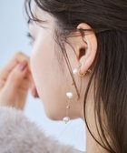 【トッカ/TOCCA】のPEARL STATION EARRINGS 淡水バロックパール イヤリング 人気、トレンドファッション・服の通販 founy(ファニー) ファッション Fashion レディースファッション Fashion for Women ジュエリー Jewelry ファッションリング Fashion Rings イヤリング・フープ・ドロップタイプ Hoop, Drop & Clip Earrings おすすめ Recommended / Our Picks アクセサリー Fashion Accessories イヤリング Earrings ギフト プレゼント Gift / Present シンプル Simple, Minimal チェーン Chain, Chain Strap テクスチャー Texture, Textured Fabric バロック Baroque, Baroque Design パール Pearl, Pearl Accent フォルム Silhouette, Form リュクス Luxury, Elegant, High-End, Chic thumbnail ゴールド系|ID: prp329100004846831 ipo3291000000035390200