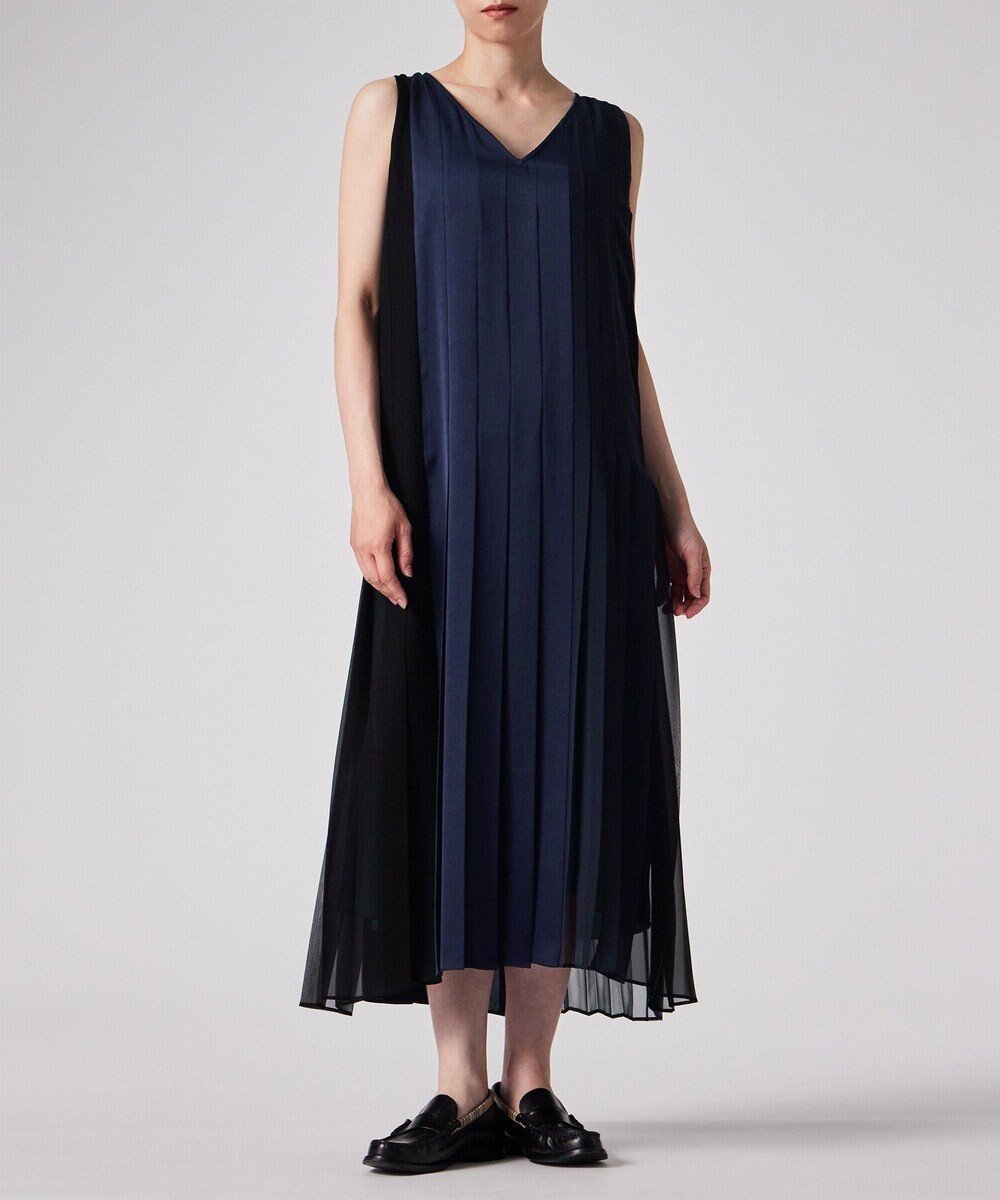 【ポール スミス/Paul Smith】のブロッキング プリーツ ワンピース インテリア・キッズ・メンズ・レディースファッション・服の通販 founy(ファニー) 　ファッション　Fashion　レディースファッション　Fashion for Women　ワンピース　Dresses　おすすめ　Recommended / Our Picks　シアー　Sheer, See-Through　ブロッキング　Color Blocking, Panel Design　プリーツ　Pleats, Pleated　夏　Summer　S/S・春夏　SS, Spring/Summer, Warm Season　A/W・秋冬　Autumn/Winter　ネイビー|ID: prp329100004847228 ipo3291000000035403924
