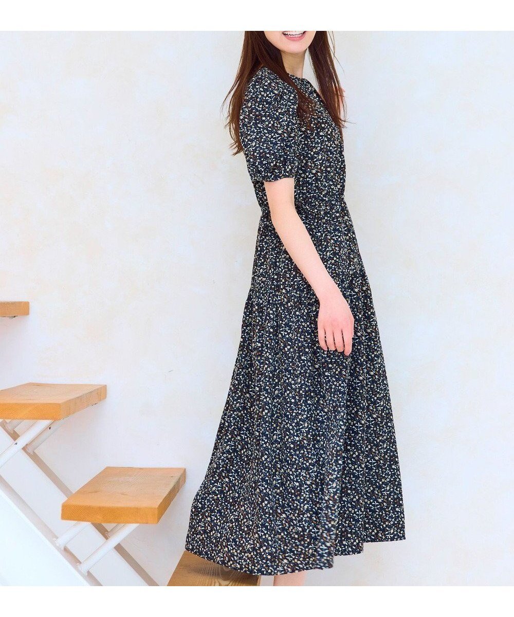 【フェルゥ/Feroux】のサマープリント ワンピース インテリア・キッズ・メンズ・レディースファッション・服の通販 founy(ファニー) 　ファッション　Fashion　レディースファッション　Fashion for Women　ワンピース　Dresses　カーディガン　Cardigan, Knitwear　ギャザー　Gathered, Ruffled　サマー　Summer, Summer Style　ティアードスカート　Tiered Skirt, Flounced Skirt　トレンド　Trend, Trending Now　ドレープ　Drape, Draping Fabric　プリント　Print, Printed Pattern　リボン　Ribbon, Bow　エレガント 上品　Elegant　夏　Summer　春　Spring　S/S・春夏　SS, Spring/Summer, Warm Season　透かし　Cut-Out, Lacework　ブラック系1|ID: prp329100004847922 ipo3291000000036177824