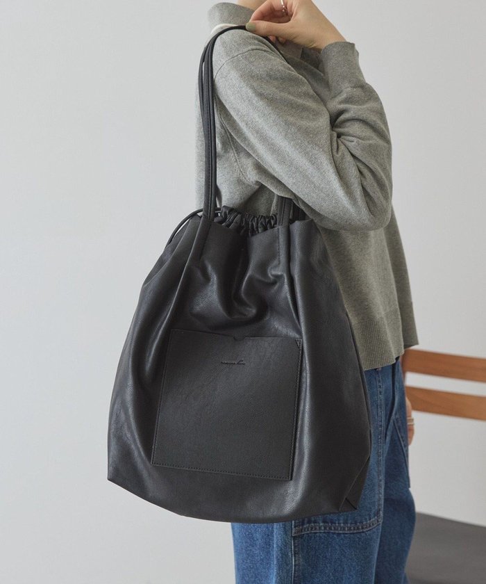 【アメリカンホリック/AMERICAN HOLIC】のポケットA4トートバッグ インテリア・キッズ・メンズ・レディースファッション・服の通販 founy(ファニー) https://founy.com/ ファッション Fashion レディースファッション Fashion for Women バッグ Bags アメリカン American Style シンプル Simple, Minimal スタイリッシュ Stylish, Fashionable スマート Smart, Elegant ポケット Pocket, Pocket Detail ビジネス 仕事 通勤 Business / Work / Commuting |ID: prp329100004848282 ipo3291000000035434642