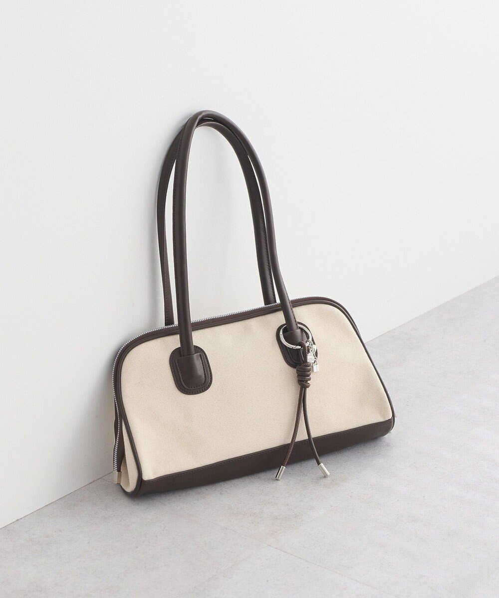 【アースミュージックアンドエコロジー/earth music&ecology】のチャーム付きオブロングボストン インテリア・キッズ・メンズ・レディースファッション・服の通販 founy(ファニー) ファッション Fashion レディースファッション Fashion for Women チャーム Charm, Pendant フォルム Silhouette, Form ボストン Boston ロング Long, Long-Length エレガント 上品 Elegant ビジネス 仕事 通勤 Business / Work / Commuting Brown|ID: prp329100004848327 ipo3291000000035435304