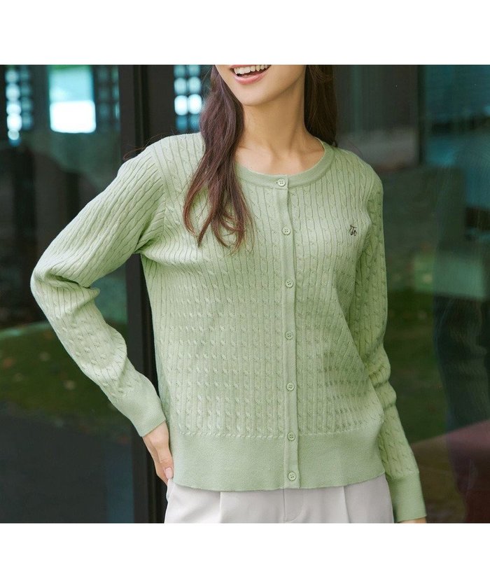 【ティアクラッセ/Tiaclasse】のワンポイント刺繍ケーブルカーディガン インテリア・キッズ・メンズ・レディースファッション・服の通販 founy(ファニー) https://founy.com/ ファッション Fashion レディースファッション Fashion for Women トップス・カットソー Cut & Sew Tops カーディガン・羽織り Layered Style Cardigans アクセサリー Fashion Accessories ウォッシャブル Machine Washable 春 Spring 洗える Machine Washable 秋 Autumn カーディガン Cardigan, Knitwear コンパクト Compact, Small Size チュニック Tunic, Long Top バランス Balance, Style Balance フェミニン Feminine, Girly ポケット Pocket, Pocket Detail ラウンド Round, Round Neck ロング Long, Long-Length ワンポイント One Point, Statement Accent 冬 Winter / This Winter S/S・春夏 SS, Spring/Summer, Warm Season 再入荷 Restock / Back in Stock 夏 Summer エレガント 上品 Elegant 新作・新入荷 New Arrivals / New In ビジネス 仕事 通勤 Business / Work / Commuting |ID: prp329100004848335 ipo3291000000035435445