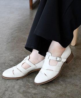 【アポム/APOM】のグルカシューズ35 人気、トレンドファッション・服の通販 founy(ファニー) ファッション Fashion レディースファッション Fashion for Women シューズ Shoes, Footwear スマート Smart, Elegant トレンド Trend, Trending Now 定番 Standard, Basic Item パターン Pattern, Design Print フェミニン Feminine, Girly エレガント 上品 Elegant |ID:prp329100004848365