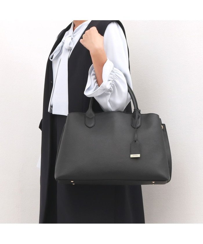 【アンビリオン/UNBILLION】のペルケ perche / WEB直営限定・牛革ユーティリティA4・2wayトートバッグ インテリア・キッズ・メンズ・レディースファッション・服の通販 founy(ファニー) https://founy.com/ ファッション Fashion レディースファッション Fashion for Women バッグ Bags おすすめ Recommended / Our Picks ショルダー Shoulder, Shoulder Strap ポケット Pocket, Pocket Detail ロング Long, Long-Length ビジネス 仕事 通勤 Business / Work / Commuting |ID: prp329100004848647 ipo3291000000036030296