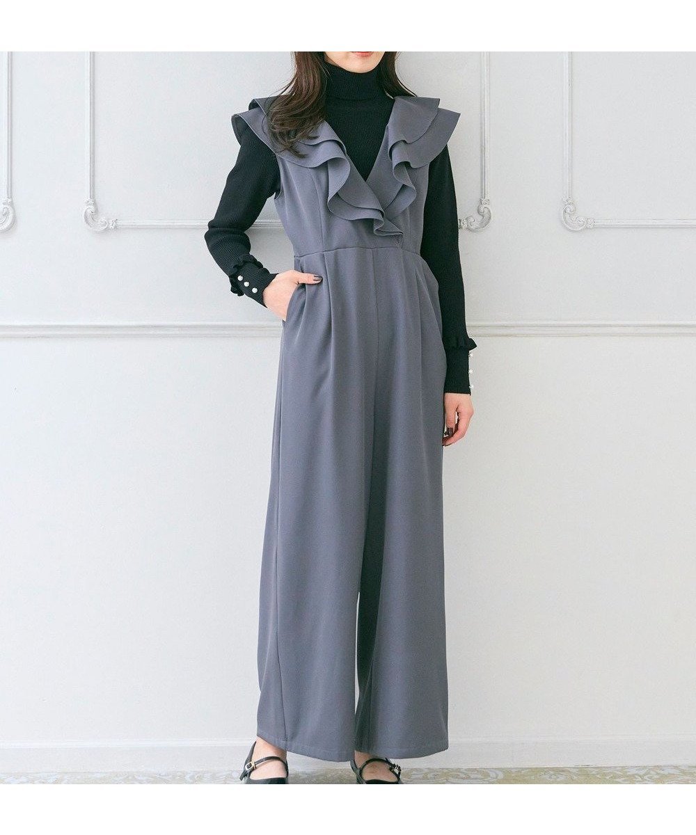 【フェルゥ/Feroux】のフリルデザイン サロペット パンツ インテリア・キッズ・メンズ・レディースファッション・服の通販 founy(ファニー) 　ファッション　Fashion　レディースファッション　Fashion for Women　サロペット　Overalls, Salopette　シェイプ　Shape, Slim Fit　スニーカー　Sneakers, Trainers　タートル　Turtleneck, Turtle Collar　ダウン　Down, Puffer　フィット　Fit, Slim Fit　フェミニン　Feminine, Girly　フリル　Frill, Ruffle　リボン　Ribbon, Bow　ロング　Long, Long-Length　無地　Plain, Solid Color　A/W・秋冬　Autumn/Winter　ライトグレー系|ID: prp329100004848691 ipo3291000000035522764