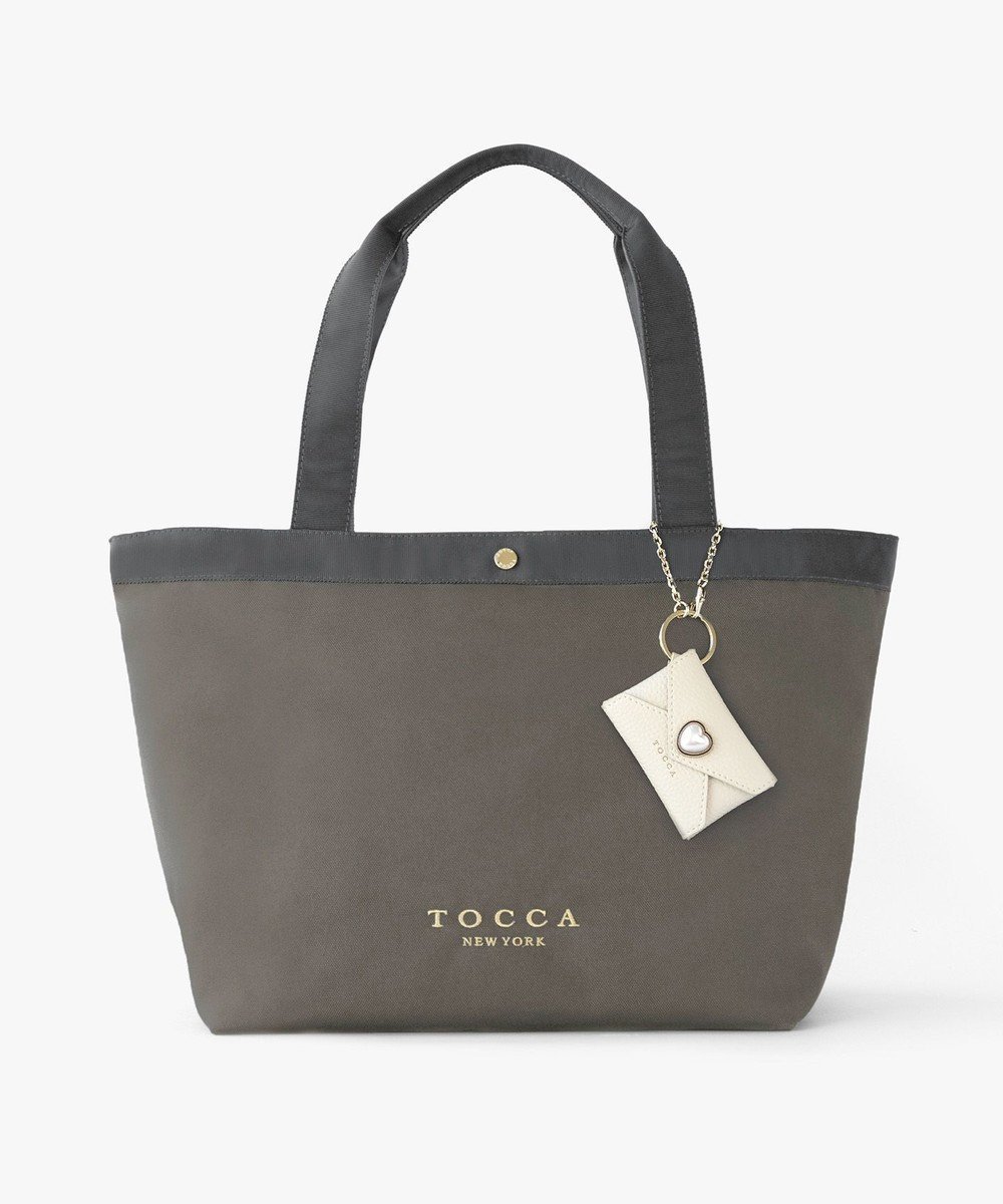 【トッカ/TOCCA】の【chayさん着用・3/22(日)までの完全受注生産】PIECE OF MY ESSENCE CUSTOMIZED BAG カスタマイズ バッグ インテリア・キッズ・メンズ・レディースファッション・服の通販 founy(ファニー) 　ファッション　Fashion　レディースファッション　Fashion for Women　バッグ　Bags　コレクション　Collection, Seasonal Line　財布　Wallet, Purse　チェリー　Cherry, Cherry Pattern　チェーン　Chain, Chain Strap　チャーム　Charm, Pendant　ドレス　Dress, One-Piece　人気　Popular, Best Seller　フェミニン　Feminine, Girly　ベーシック　Basic, Essential　ポケット　Pocket, Pocket Detail　マグネット　Magnet, Magnetic Closure　メタル　Metal, Metal Parts　モチーフ　Motif, Design Theme　リップ　Lip, Lip Motif　リュクス　Luxury, Elegant, High-End, Chic　ワンポイント　One Point, Statement Accent　2026年　2026　グレー×ラブレター|ID: prp329100004848877 ipo3291000000035457242