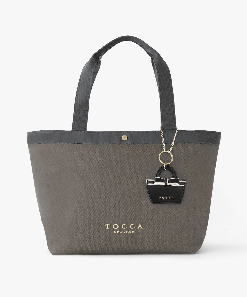 【トッカ/TOCCA】の【chayさん着用・3/22(日)までの完全受注生産】PIECE OF MY ESSENCE CUSTOMIZED BAG カスタマイズ バッグ インテリア・キッズ・メンズ・レディースファッション・服の通販 founy(ファニー) 　ファッション　Fashion　レディースファッション　Fashion for Women　バッグ　Bags　コレクション　Collection, Seasonal Line　財布　Wallet, Purse　チェリー　Cherry, Cherry Pattern　チェーン　Chain, Chain Strap　チャーム　Charm, Pendant　ドレス　Dress, One-Piece　人気　Popular, Best Seller　フェミニン　Feminine, Girly　ベーシック　Basic, Essential　ポケット　Pocket, Pocket Detail　マグネット　Magnet, Magnetic Closure　メタル　Metal, Metal Parts　モチーフ　Motif, Design Theme　リップ　Lip, Lip Motif　リュクス　Luxury, Elegant, High-End, Chic　ワンポイント　One Point, Statement Accent　2026年　2026　グレー×バッグ|ID: prp329100004848877 ipo3291000000035457249