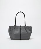 【トプカピ/TOPKAPI】の【TREASURE TOPKAPI】ナイロン センターベルト トートバッグ A4 / 軽量 / 肩掛け 人気、トレンドファッション・服の通販 founy(ファニー) ファッション Fashion レディースファッション Fashion for Women バッグ Bags ベルト&ウエストマーク Belts & Waist Accessories スタイリッシュ Stylish, Fashionable スマート Smart, Elegant センター Center, Center Line フェミニン Feminine, Girly ポケット Pocket, Pocket Detail 旅行 Travel 軽量 Lightweight, Ultra Light ビジネス 仕事 通勤 Business / Work / Commuting thumbnail ミディアムグレー|ID: prp329100004848965 ipo3291000000035523092