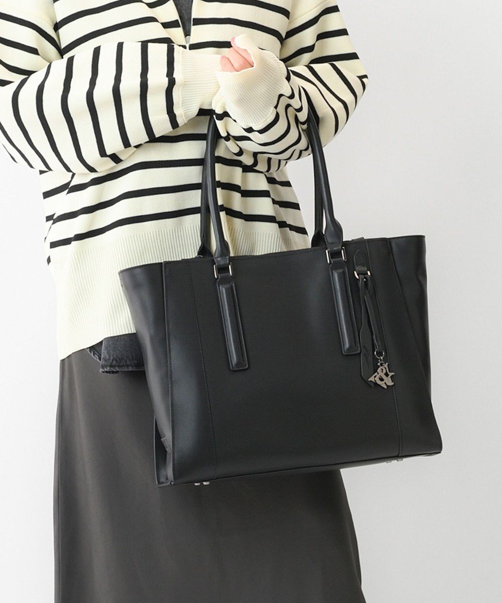 【エースバッグズアンドラゲッジ/ACE BAGS & LUGGAGE】のW .Day/Night グルマンキー レザートート A4サイズ 13.3インチPC収納 19001 ダブルアンドデイナイト 人気、トレンドファッション・服の通販 founy(ファニー) 　ファッション　Fashion　レディースファッション　Fashion for Women　バッグ　Bags　シンプル　Simple, Minimal　定番　Standard, Basic Item　フォルム　Silhouette, Form　ポケット　Pocket, Pocket Detail　メタル　Metal, Metal Parts　リュック　Backpack, Rucksack　再入荷　Restock / Back in Stock　スーツケース キャリーケース　Suitcase / Carry Case　ビジネス 仕事 通勤　Business / Work / Commuting　 other-1|ID: prp329100004849064 ipo3291000000035467840