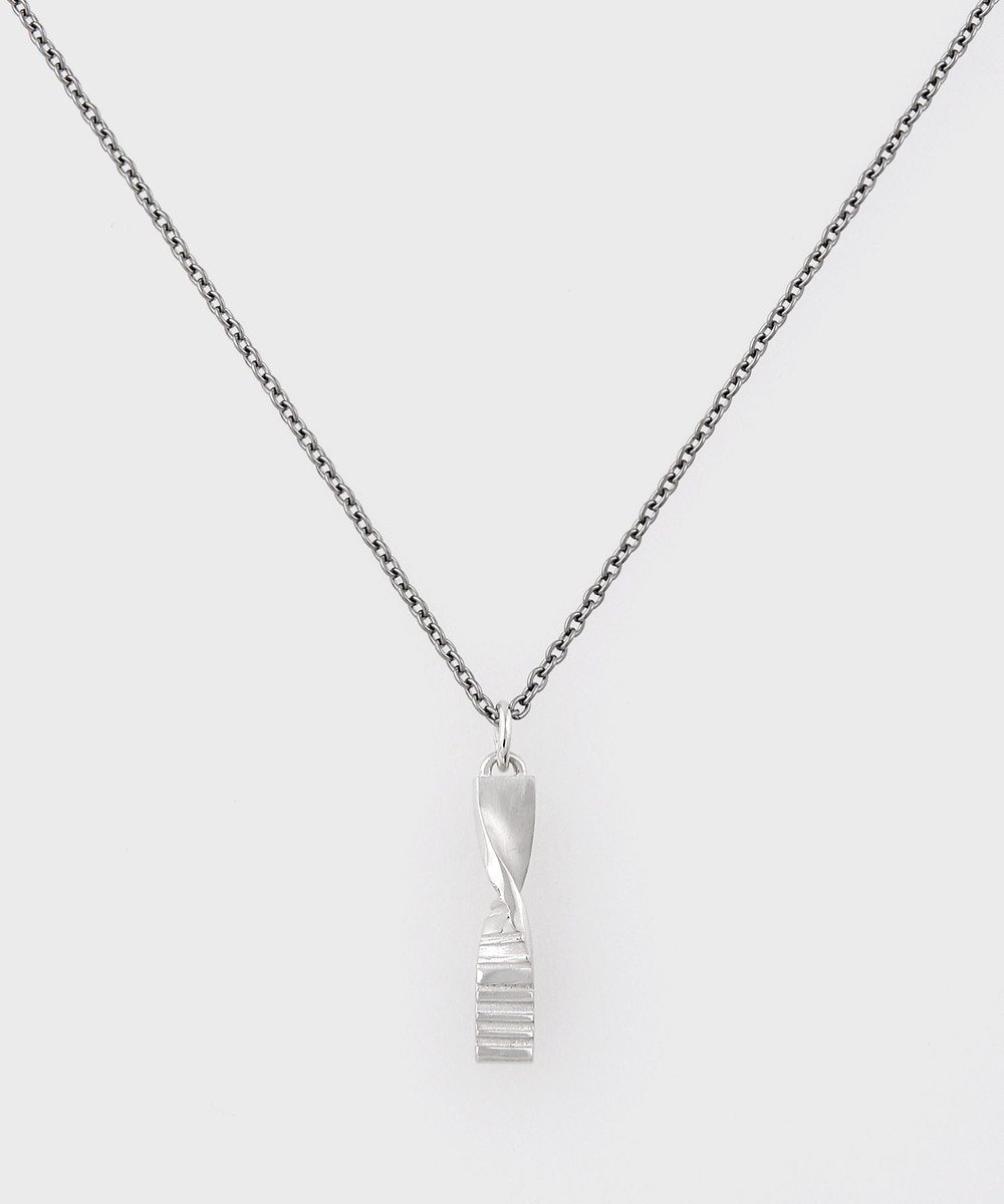 【ポール スミス/Paul Smith】のShadow Stripe Emboss ネックレス インテリア・キッズ・メンズ・レディースファッション・服の通販 founy(ファニー) 　ファッション　Fashion　レディースファッション　Fashion for Women　ジュエリー　Jewelry　ネックレス　Necklaces & Pendants　アクセサリー　Fashion Accessories　巾着　Drawstring Bag, Kinchaku　シャドー　Shadow, Subtle Pattern　シルバー　Silver, Metallic Silver　シンプル　Simple, Minimal　ジュエリー　Jewelry, Accessories　ストライプ　Stripe, Striped Pattern　ツイスト　Tweed, Tweed Fabric　ネックレス　Necklace, Pendant Necklace　ハンド　Hand, Handmade　モチーフ　Motif, Design Theme　ラグジュアリー　Luxury, Elegant　おすすめ　Recommended / Our Picks　シルバー|ID: prp329100004849288 ipo3291000000035525372