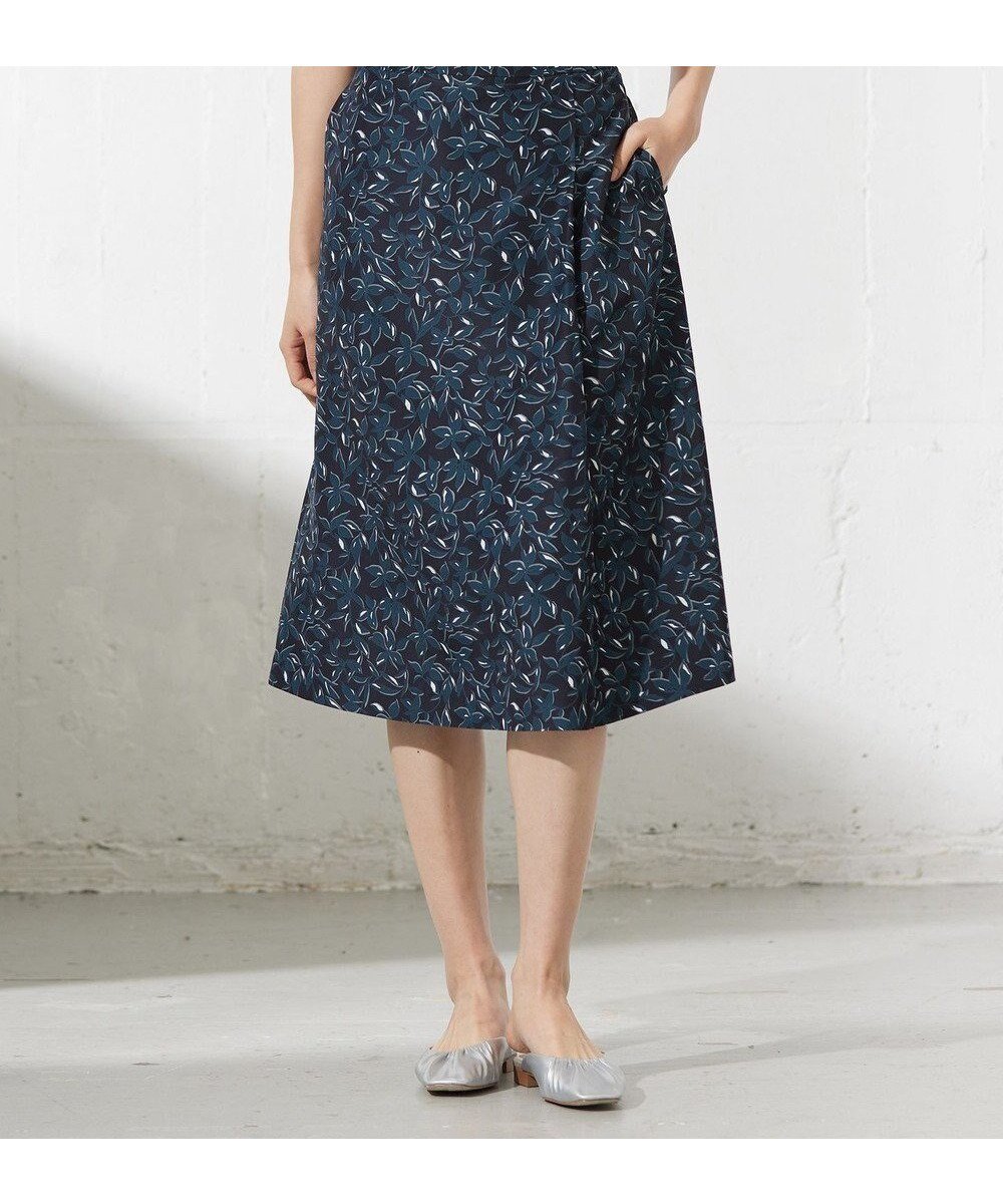 【ジェイ プレス/J.PRESS】の【洗える】ボタニカルプリント スカート 人気、トレンドファッション・服の通販 founy(ファニー) 　ファッション　Fashion　レディースファッション　Fashion for Women　スカート　Skirts　アシンメトリー　Asymmetrical Style　春　Spring　洗える　Machine Washable　ボタニカル　Botanical, Floral Pattern　ポケット　Pocket, Pocket Detail　リラックス　Relax, Relaxed Fit　S/S・春夏　SS, Spring/Summer, Warm Season　夏　Summer　エレガント 上品　Elegant　ビジネス 仕事 通勤　Business / Work / Commuting　 other-1|ID: prp329100004849659 ipo3291000000035492682