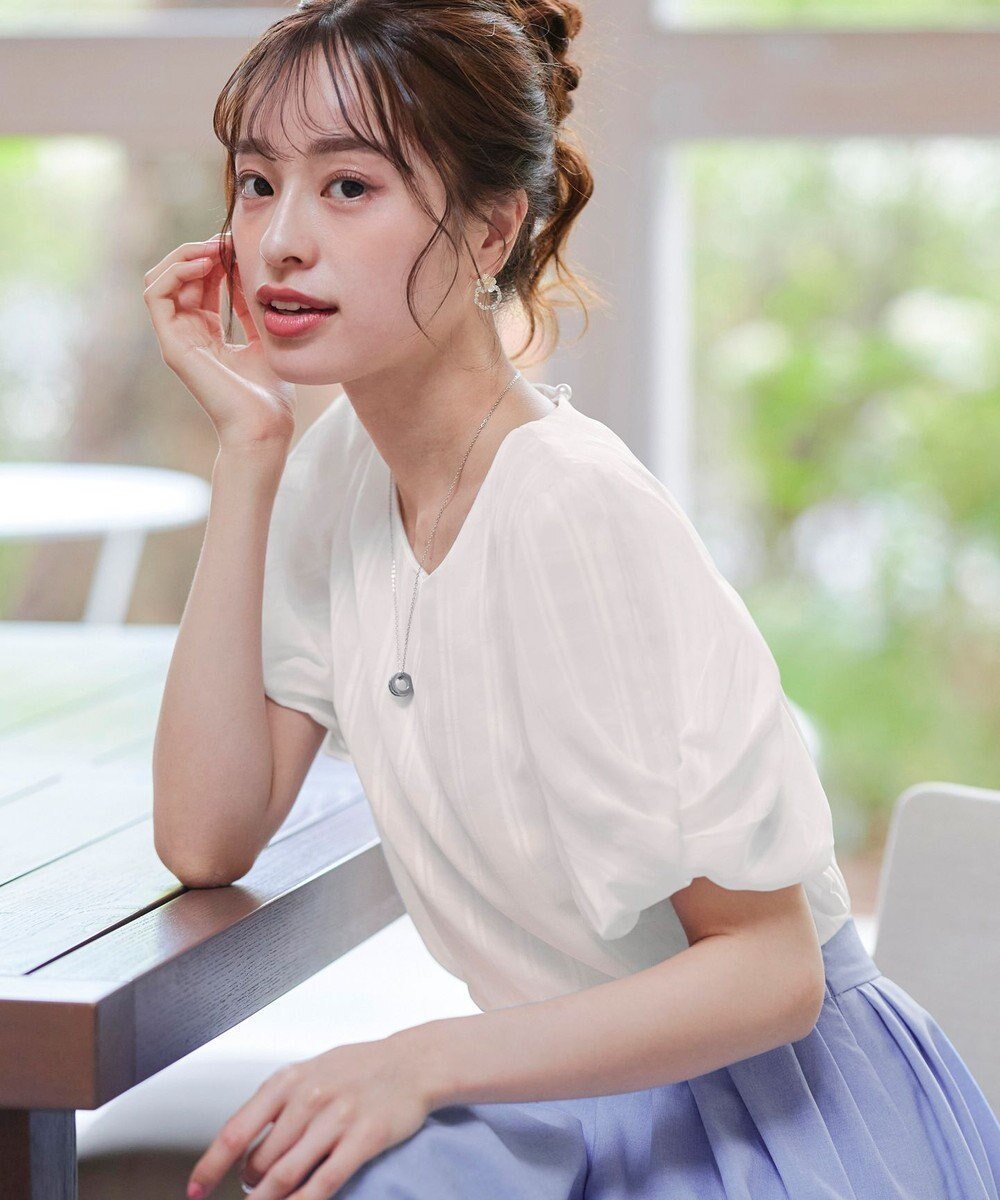 【ティアクラッセ/Tiaclasse】の【洗える】ツイスト袖チェックブラウス 人気、トレンドファッション・服の通販 founy(ファニー) ファッション Fashion レディースファッション Fashion for Women トップス・カットソー Cut & Sew Tops シャツ・ブラウス・オフィスカジュアル Elegant Blouses & Button-Ups カーディガン Cardigan, Knitwear シフォン Chiffon, Lightweight Fabric シンプル Simple, Minimal チェック Check, Plaid, Tartan チュニック Tunic, Long Top ツイスト Tweed, Tweed Fabric ポケット Pocket, Pocket Detail リボン Ribbon, Bow 再入荷 Restock / Back in Stock 夏 Summer 新作・新入荷 New Arrivals / New In 春 Spring S/S・春夏 SS, Spring/Summer, Warm Season 洗える Machine Washable other-1|ID: prp329100004849665 ipo3291000000035492815