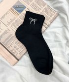 【ウィゴー/WEGO】のリボン刺繍アンクルパイルソックス ブラック|ID: prp329100004849712 ipo3291000000035494243