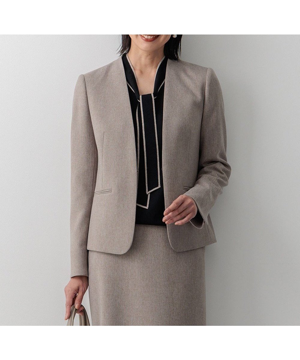 【23区/NIJYUSANKU】の【洗える】ウールライクカルゼ ノーカラージャケット インテリア・キッズ・メンズ・レディースファッション・服の通販 founy(ファニー) 　ファッション　Fashion　レディースファッション　Fashion for Women　アウター　Coat / Outerwear Collection　レディースジャケット・軽アウター　Jackets　ノーカラージャケット / シンプル上品コーデ　Collarless Jackets　インナー　Innerwear　洗える　Machine Washable　カッティング　Cutting Detail　ジャケット　Jacket, Outerwear　ストレッチ　Stretch, Stretchy Fabric　スリット　Slit, Slit Detail　スーツ　Suit, Formalwear　セットアップ　Set-Up, Coordinated Outfit　ツイル　Twist, Twisted Detail　テーパード　Tapered, Tapered Pants　テーラード　Tailored, Tailored Fit　人気　Popular, Best Seller　パターン　Pattern, Design Print　フィット　Fit, Slim Fit　フロント　Front, Front Design　リアル　Real, Realistic　ワイド　Wide, Wide Fit　A/W・秋冬　Autumn/Winter　冬　Winter / This Winter　2024年　2024　2024-2025秋冬・A/W　Autumn/Winter 2024–25 AW24–25　ベージュ系|ID: prp329100004850304 ipo3291000000035710287