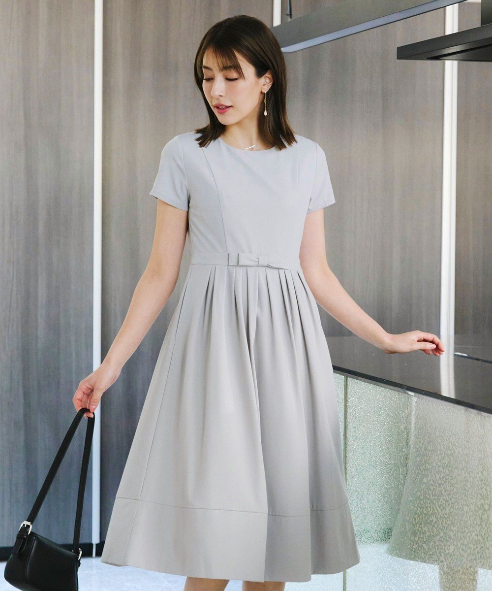 【ティアクラッセ/Tiaclasse】の【洗える】半袖リボンギャザーフレアワンピース インテリア・キッズ・メンズ・レディースファッション・服の通販 founy(ファニー) 　ファッション　Fashion　レディースファッション　Fashion for Women　ワンピース　Dresses　アクセサリー　Fashion Accessories　ウォッシャブル　Machine Washable　エレガント 上品　Elegant　春　Spring　洗える　Machine Washable　秋　Autumn　カーディガン　Cardigan, Knitwear　チュニック　Tunic, Long Top　フィット　Fit, Slim Fit　フレア　Flare, Flared　ポケット　Pocket, Pocket Detail　半袖　Short Sleeve, Half Sleeve　ラウンド　Round, Round Neck　ランダム　Random, Irregular　リボン　Ribbon, Bow　S/S・春夏　SS, Spring/Summer, Warm Season　再入荷　Restock / Back in Stock　夏　Summer　セレモニー　Ceremony　入学式　Entrance Ceremony　卒業式　Graduation Ceremony　新作・新入荷　New Arrivals / New In　結婚式　Wedding　サックスグレー|ID: prp329100004850430 ipo3291000000035546103