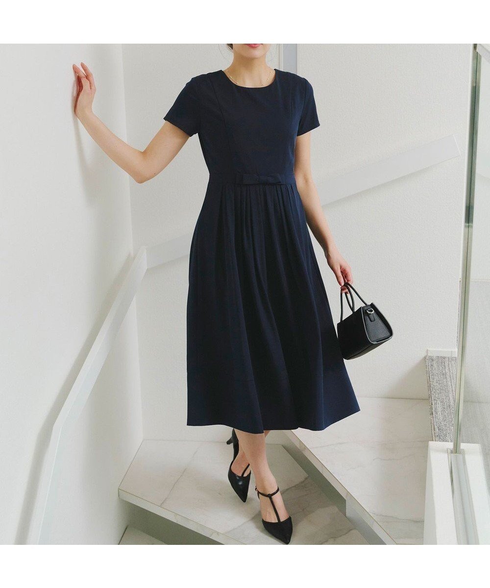 【ティアクラッセ/Tiaclasse】の【洗える】半袖リボンギャザーフレアワンピース インテリア・キッズ・メンズ・レディースファッション・服の通販 founy(ファニー) 　ファッション　Fashion　レディースファッション　Fashion for Women　ワンピース　Dresses　アクセサリー　Fashion Accessories　ウォッシャブル　Machine Washable　エレガント 上品　Elegant　春　Spring　洗える　Machine Washable　秋　Autumn　カーディガン　Cardigan, Knitwear　チュニック　Tunic, Long Top　フィット　Fit, Slim Fit　フレア　Flare, Flared　ポケット　Pocket, Pocket Detail　半袖　Short Sleeve, Half Sleeve　ラウンド　Round, Round Neck　ランダム　Random, Irregular　リボン　Ribbon, Bow　S/S・春夏　SS, Spring/Summer, Warm Season　再入荷　Restock / Back in Stock　夏　Summer　セレモニー　Ceremony　入学式　Entrance Ceremony　卒業式　Graduation Ceremony　新作・新入荷　New Arrivals / New In　結婚式　Wedding　ネイビー|ID: prp329100004850430 ipo3291000000035546104