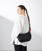 【イザック/Y'SACCS】のツイルナイロン カーブショルダー Sサイズ 人気、トレンドファッション・服の通販 founy(ファニー) ファッション Fashion レディースファッション Fashion for Women ショルダー Shoulder, Shoulder Strap シンプル Simple, Minimal スマート Smart, Elegant 財布 Wallet, Purse ポケット Pocket, Pocket Detail 旅行 Travel thumbnail ブラック|ID: prp329100004850447 ipo3291000000036255827