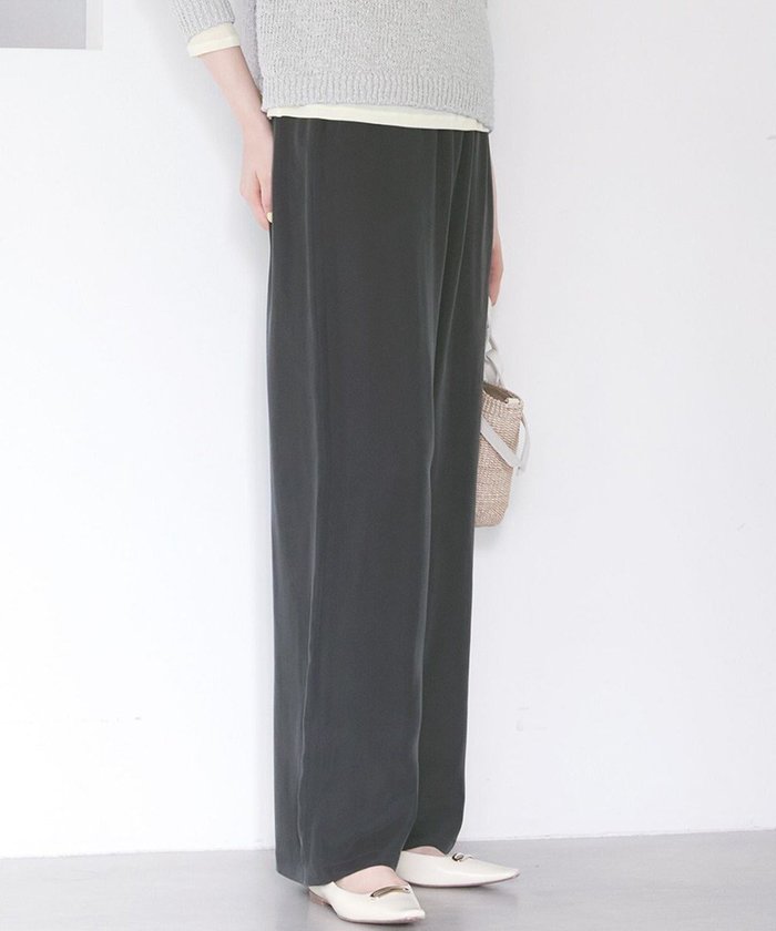 【23区/NIJYUSANKU】の【SLOW/一部店舗限定】キュプラフィブリルクロス サイドライン ワイドパンツ インテリア・キッズ・メンズ・レディースファッション・服の通販 founy(ファニー) https://founy.com/ ファッション Fashion レディースファッション Fashion for Women パンツ Pants & Trousers ヴィンテージ Vintage Style 春 Spring キャミ Camisole, Cami Top キュプラ Cupro, Eco Fabric ギャザー Gathered, Ruffled シンプル Simple, Minimal ピーチ Peach, Soft Touch フロント Front, Front Design マニッシュ Mannish, Boyish リラックス Relax, Relaxed Fit ワイド Wide, Wide Fit S/S・春夏 SS, Spring/Summer, Warm Season 夏 Summer 2025年 2025 2025春夏・S/S Spring/Summer 2025 SS25 |ID: prp329100004850525 ipo3291000000035548174