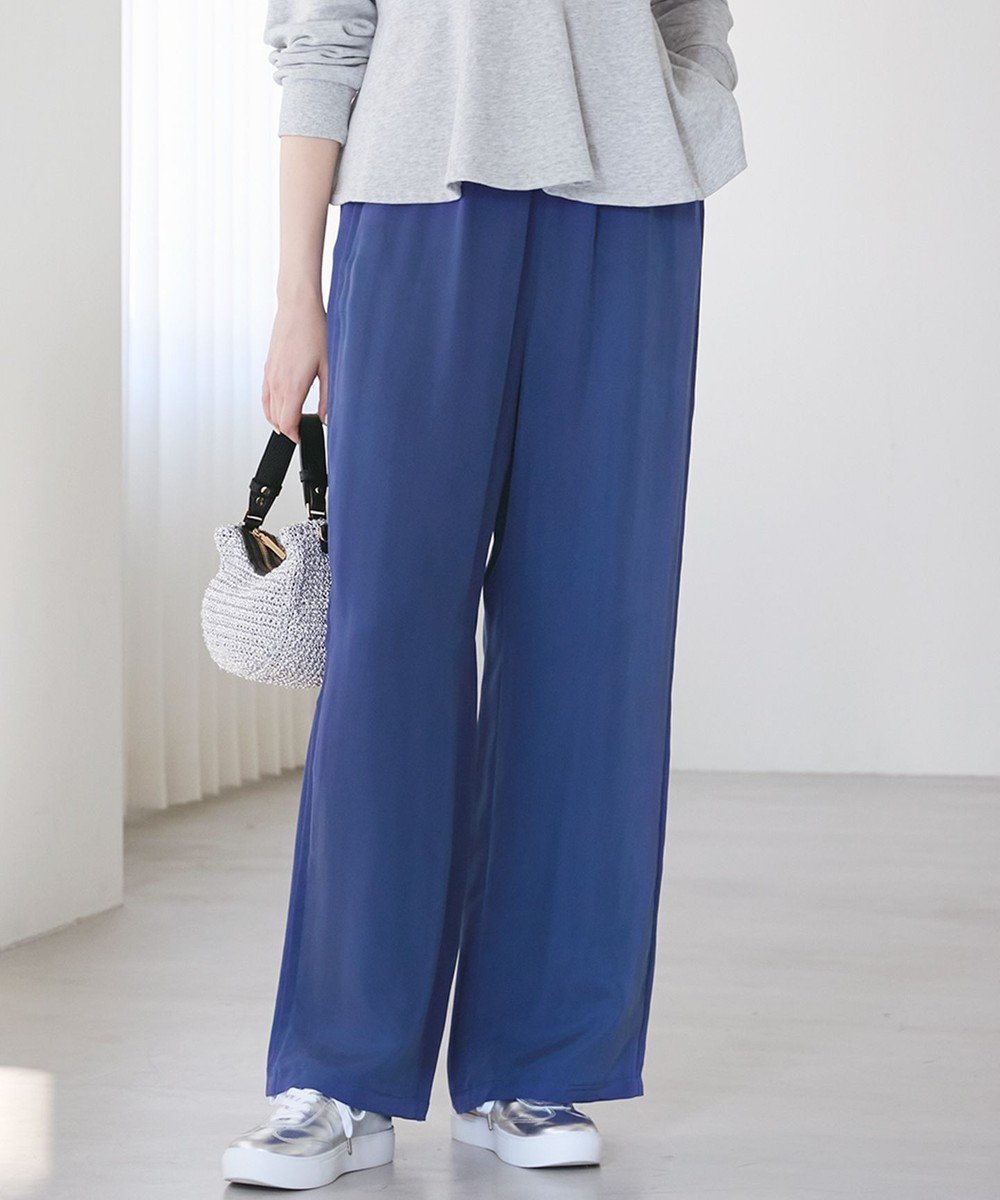 【23区/NIJYUSANKU】の【SLOW/一部店舗限定】キュプラフィブリルクロス サイドライン ワイドパンツ インテリア・キッズ・メンズ・レディースファッション・服の通販 founy(ファニー) 　ファッション　Fashion　レディースファッション　Fashion for Women　パンツ　Pants & Trousers　ヴィンテージ　Vintage Style　春　Spring　キャミ　Camisole, Cami Top　キュプラ　Cupro, Eco Fabric　ギャザー　Gathered, Ruffled　シンプル　Simple, Minimal　ピーチ　Peach, Soft Touch　フロント　Front, Front Design　マニッシュ　Mannish, Boyish　リラックス　Relax, Relaxed Fit　ワイド　Wide, Wide Fit　S/S・春夏　SS, Spring/Summer, Warm Season　夏　Summer　2025年　2025　2025春夏・S/S　Spring/Summer 2025 SS25　ブルー系|ID: prp329100004850525 ipo3291000000035548177